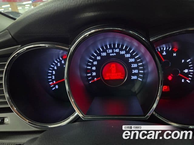 Kia K5 2.0 Deluxe, 2012 8