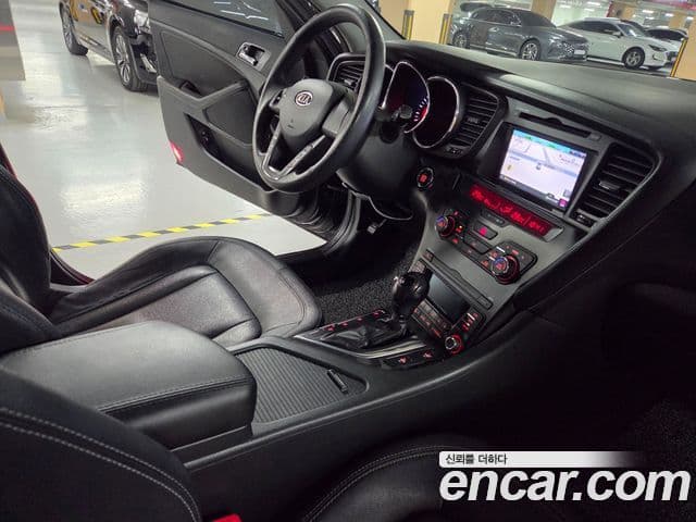 Kia K5 2.0 Deluxe, 2012 11