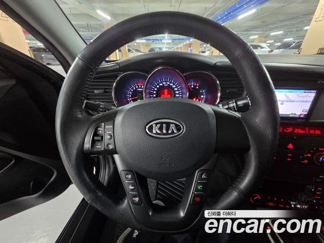 Kia K5 2.0 Deluxe, 2012 15
