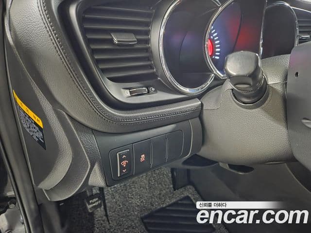 Kia K5 2.0 Deluxe, 2012 16