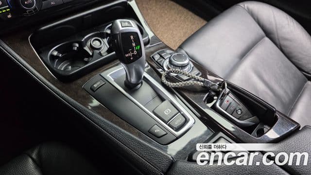 BMW 5시리즈 (F10), 2011 9