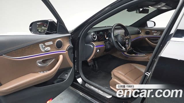 Mercedes-Benz E-класс W213 Exclusive, 2023 12