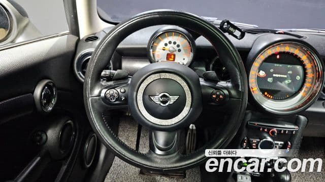 Mini Cooper S 클럽맨 1세대, 2014 13