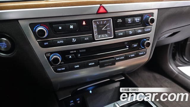 Genesis G80 Premium Luxury, 2017 17