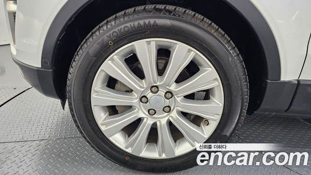 Land Rover Range Rover Evoque 2.0 TD4 HSE, 2017 все фото