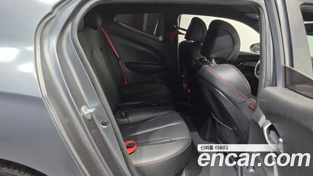 Hyundai Veloster (JS) Core, 2019 12