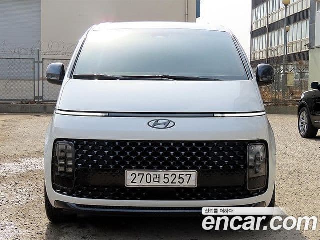 Hyundai Staria Mobility, 2022 1