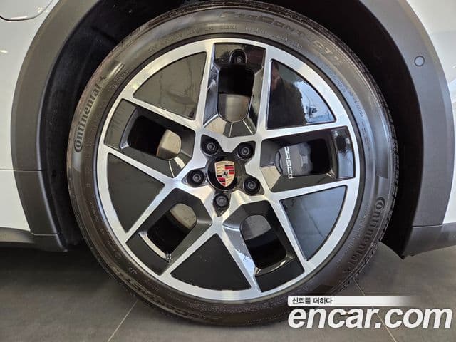 Porsche 타이칸 4 Cross Turismo, 2025 все фото