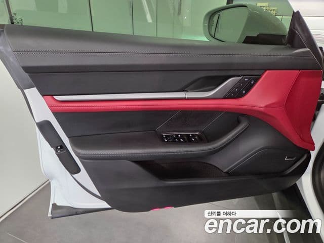 Porsche 타이칸 4 Cross Turismo, 2025 10