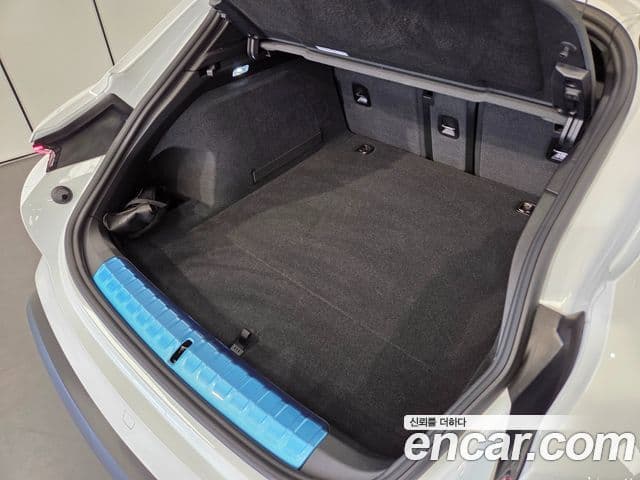 Porsche 타이칸 4 Cross Turismo, 2025 12