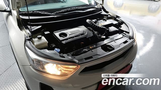 Kia Stonic Deluxe, 2018 6