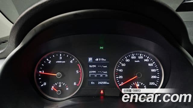 Kia Stonic Deluxe, 2018 8