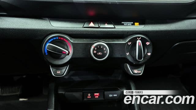 Kia Stonic Deluxe, 2018 19