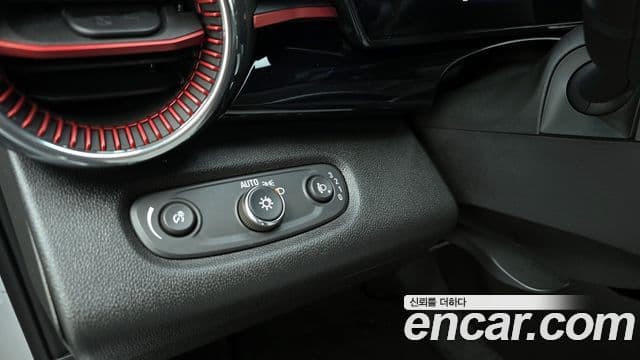 Chevrolet(GM대우) Trax кроссовер 1.2 Red Line, 2025 18