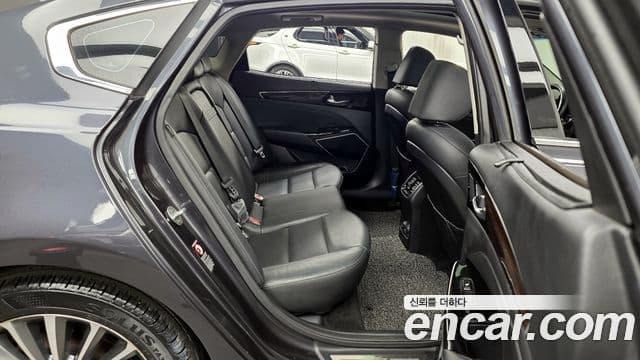 Kia All New K7 Noblesse, 2019 12
