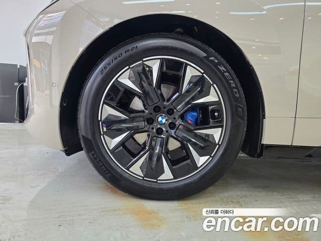 BMW iX xDrive45 M Sport, 2026 все фото