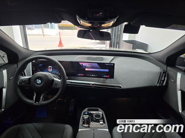 BMW iX xDrive45 M Sport, 2026 7