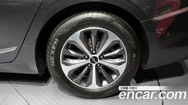 Kia K8 гибрид Noblesse, 2023 все фото