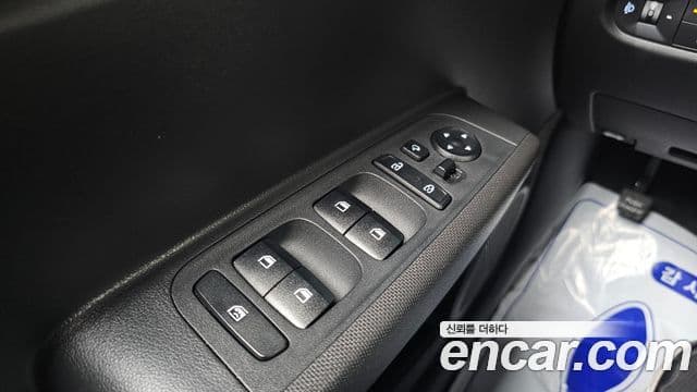 Hyundai Casper турбо D Essential Light, 2024 13