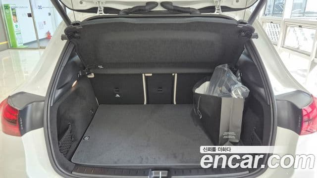 Mercedes-Benz EQA H243 EQA250 Progressive, 2026 14