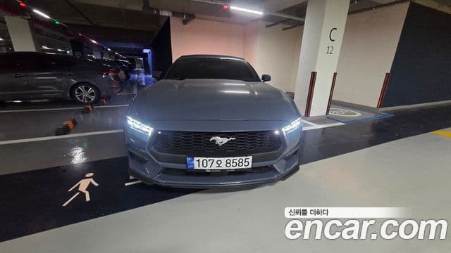 Ford Mustang 7세대 2.3 EcoBoost Premium кабриолет, 2024 1