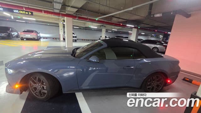 Ford Mustang 7세대 2.3 EcoBoost Premium кабриолет, 2024 3