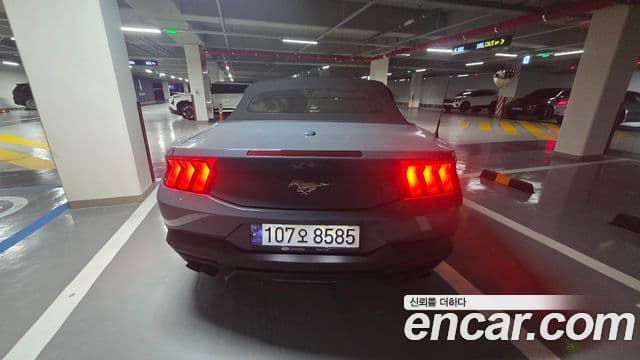 Ford Mustang 7세대 2.3 EcoBoost Premium кабриолет, 2024 все фото