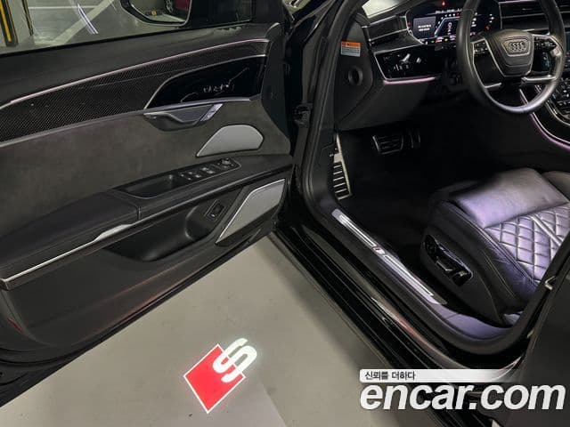 Audi S8 (D5) 4.0 TFSI Quattro LWB, 2020 12