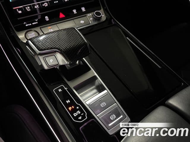Audi S8 (D5) 4.0 TFSI Quattro LWB, 2020 17