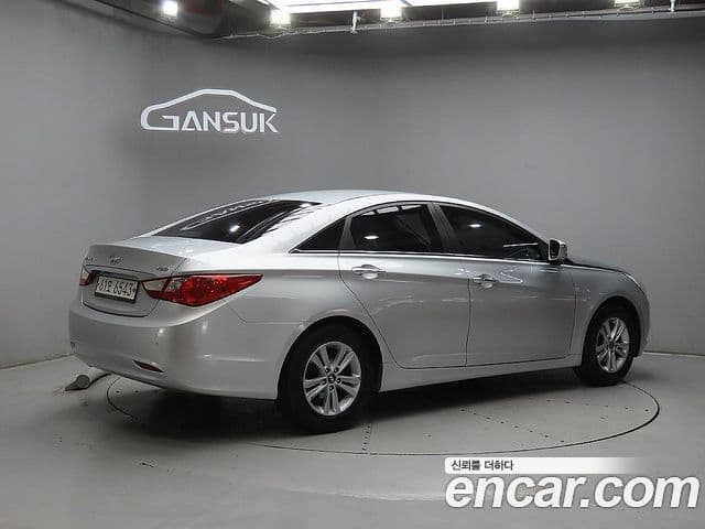 Hyundai YF Sonata Prime, 2012 4