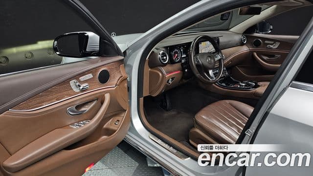 Mercedes-Benz E-класс W213 Exclusive, 2017 11
