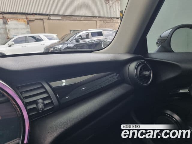 Mini Cooper D 3세대, 2015 15