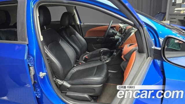 Chevrolet(GM대우) 아베오 хэтчбек Sport, 2015 12