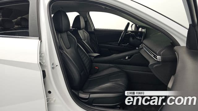 Hyundai Avante (CN7) Inspiration, 2022 10