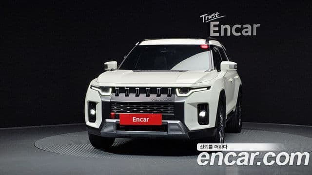 KG모빌리티(SsangYong) Torres T7, 2023 3