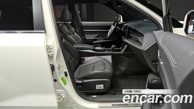 KG모빌리티(SsangYong) Torres T7, 2023 11