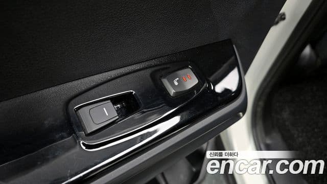 KG모빌리티(SsangYong) Torres T7, 2023 18