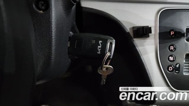 Kia The / новый New Ray Prestige Special, 2022 19