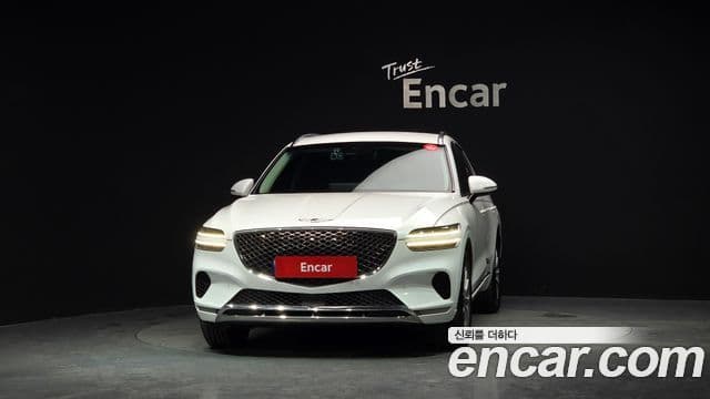 Genesis GV70, 2021 3