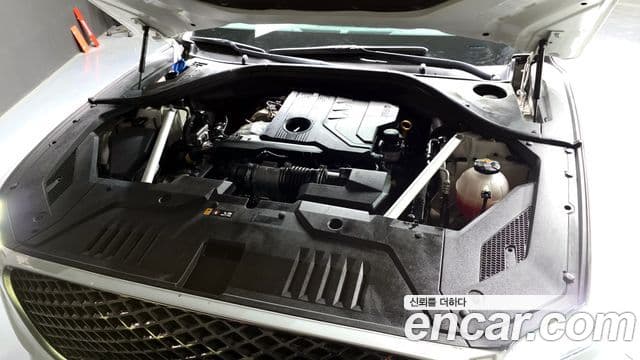 Genesis GV70, 2021 6