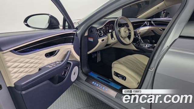 Bentley Flying Spur 3세대, 2021 10