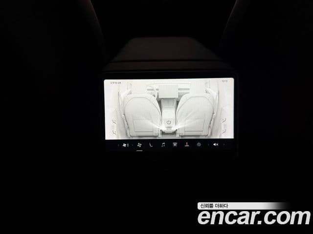 Tesla модель Y, 2025 9