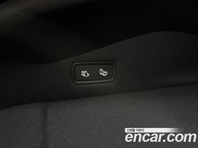 Tesla модель Y, 2025 18