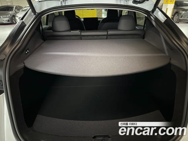 Tesla модель Y, 2025 20