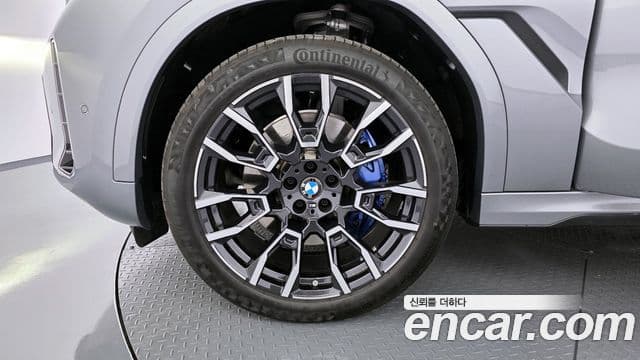 BMW X6 (G06) xDrive40i M Sport, 2025 все фото