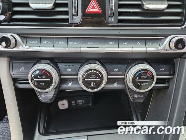 Genesis G70 Supreme, 2018 8