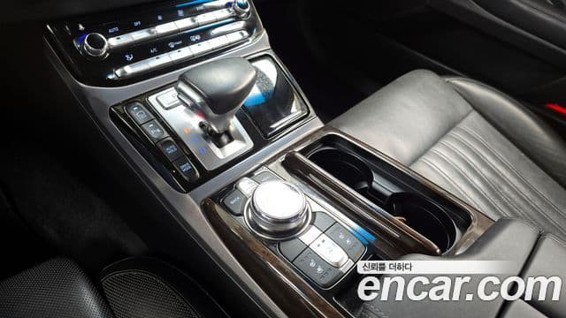 Genesis EQ900 Premium Luxury, 2016 9