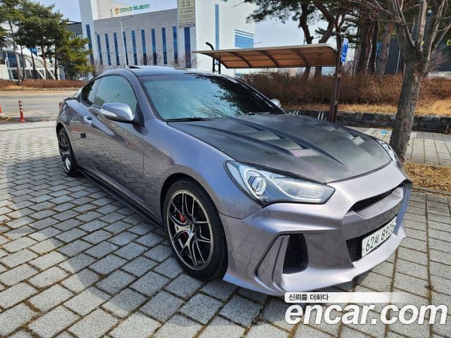 Hyundai Genesis купе 200 турбо P, 2009 7