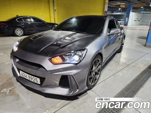 Hyundai Genesis купе 200 турбо P, 2009 8