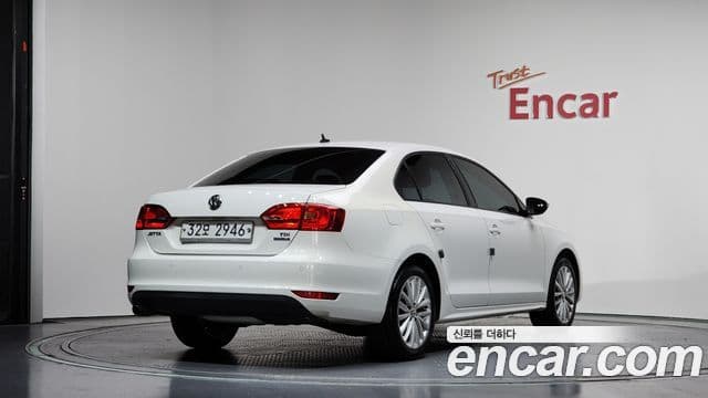 Volkswagen New Jetta 6세대, 2014 2